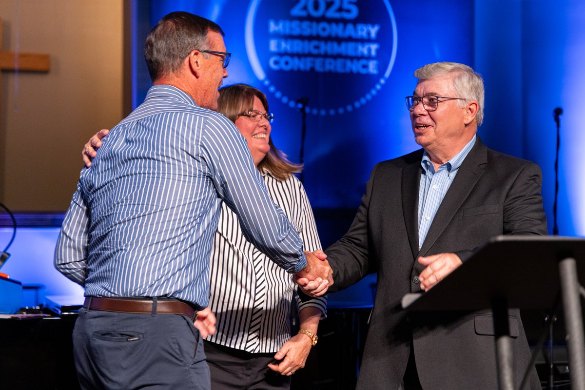 ABWE_Intl's tweet image. “Your first calling is not to the ministry. Your first calling is to the Master.” —Pastor Sam Polson
Day 2 of #MEConference2025 was a whirlwind, and day 3 is underway! We rejoice in the life-giving fellowship and worship and look forward to finishing strong today in Knoxville.