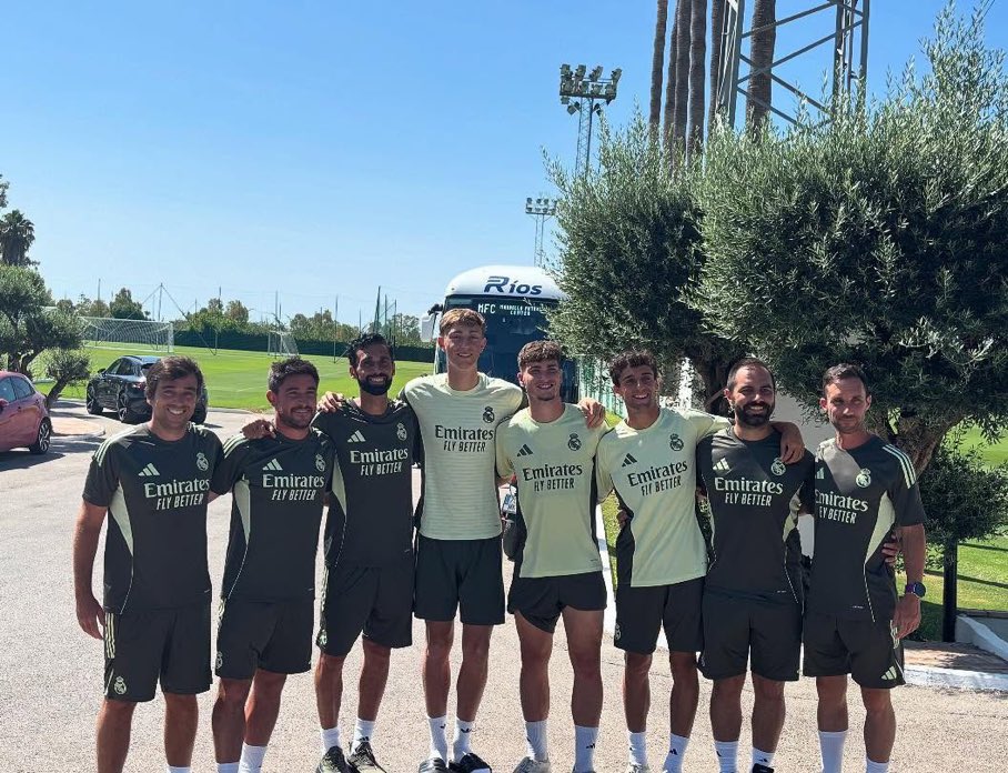 RMadridInfo's tweet image. Dean Huijsen training with Arbeloa’s RM Castilla in Marbella