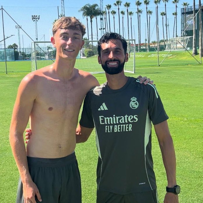 RMadridInfo's tweet image. Dean Huijsen training with Arbeloa’s RM Castilla in Marbella