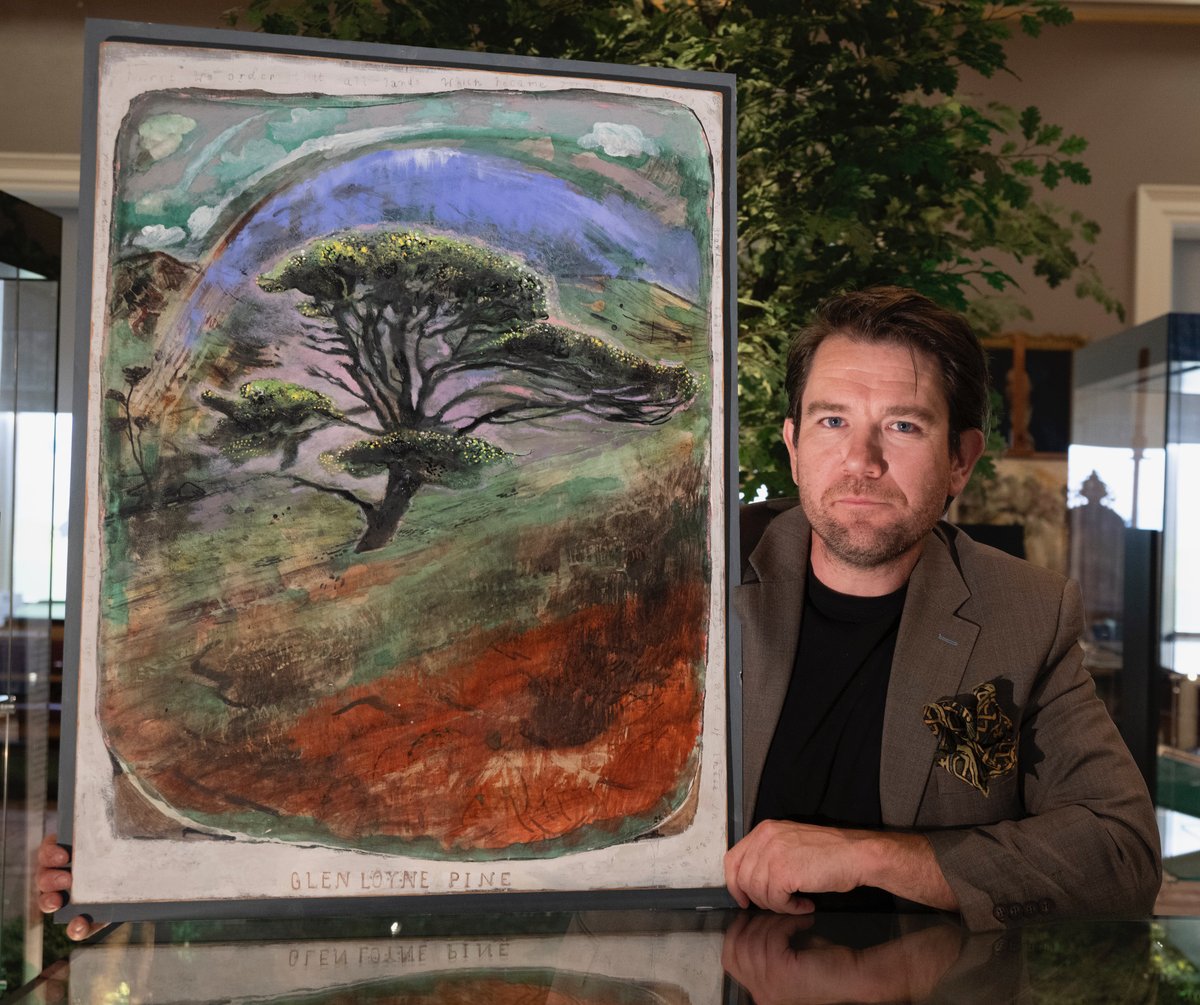 treesforlifeuk's tweet image. A dramatic painting of Scotland's oldest wild Scots pine by artist @danllywelynhall will be unveiled at Society of Antiquaries exhibition - shining a light on the urgent need to save Scotland’s globally unique #CaledonianPinewoods. 🌲
Read the full story 👉…