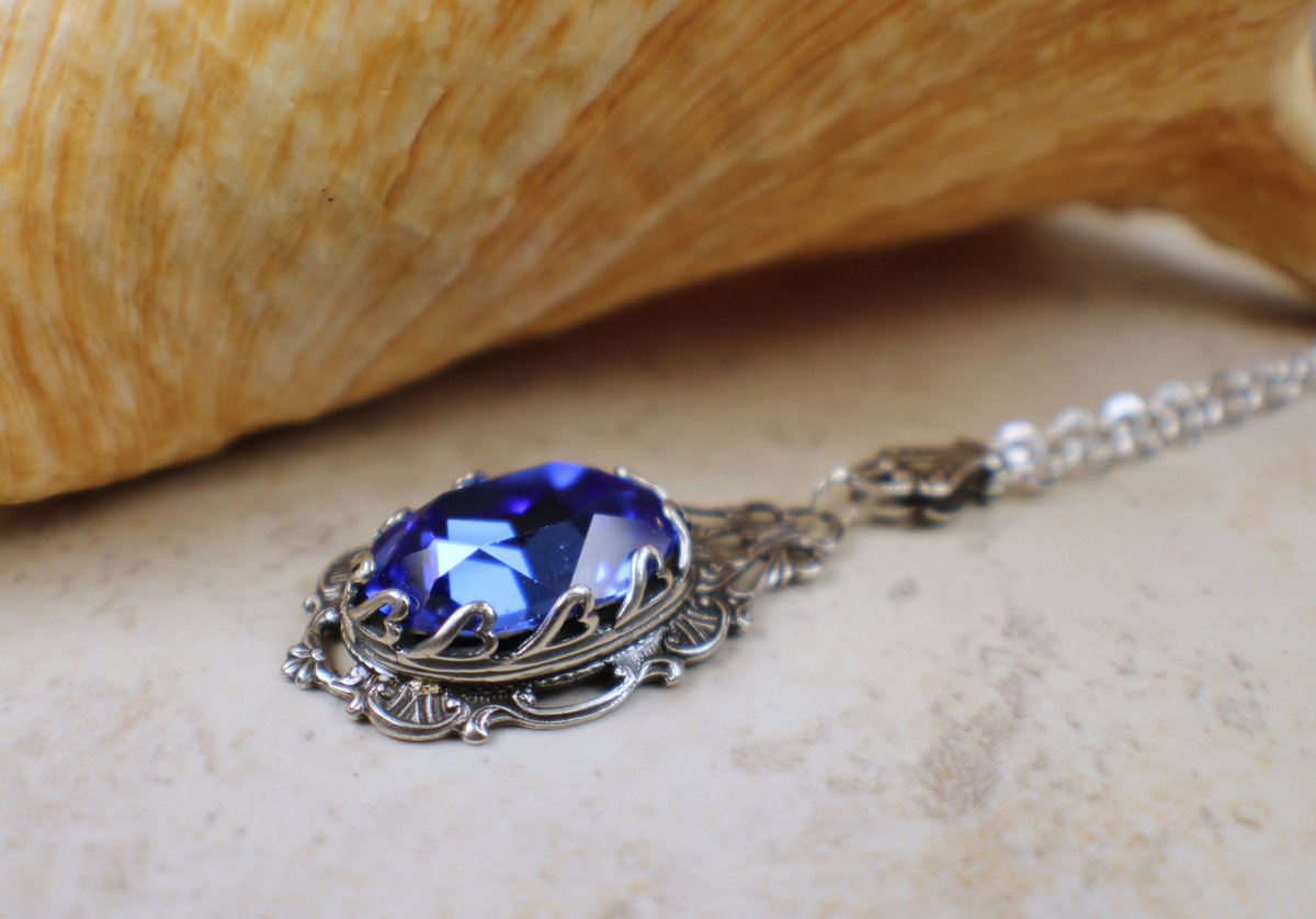 charsfavorite's tweet image. Elevate your elegance with the Swarovski Crystal Blue and Filigree Necklace for just $55. Discover a timeless piece that shines as bright as you do. #JewelryLover #SwarovskiStyle
Shop Now charsfavoritethings.com/products/4goth…