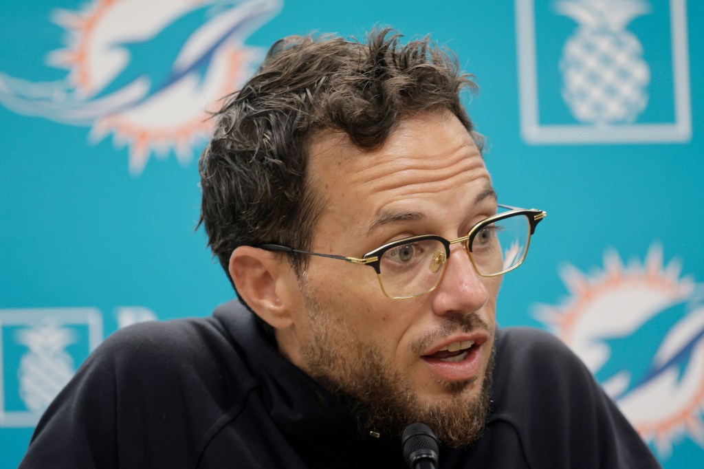 SSMiamiDolphins's tweet image. McDaniel says #Dolphins still open to adding cornerback; has updates on Eichenberg, Sieler trib.al/IeBRLy2