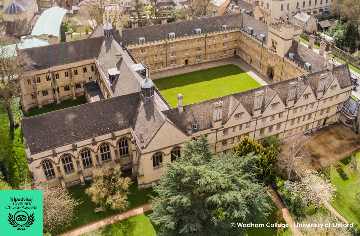 OfficialToursOX's tweet image. Did you know our #Oxford University &amp;amp; City Tours take you inside a @UniofOxford college in the afternoon? 👀 Tomorrow we&apos;re going to Wadham College, don&apos;t miss out! 👨‍🎓

📅 Daily
⏰ 1pm &amp;amp; 2pm
🎟 Book tickets ➡ oxfordofficialwalkingtours.org/tours/oxford-u…

#OfficialToursOx #ExperienceOx