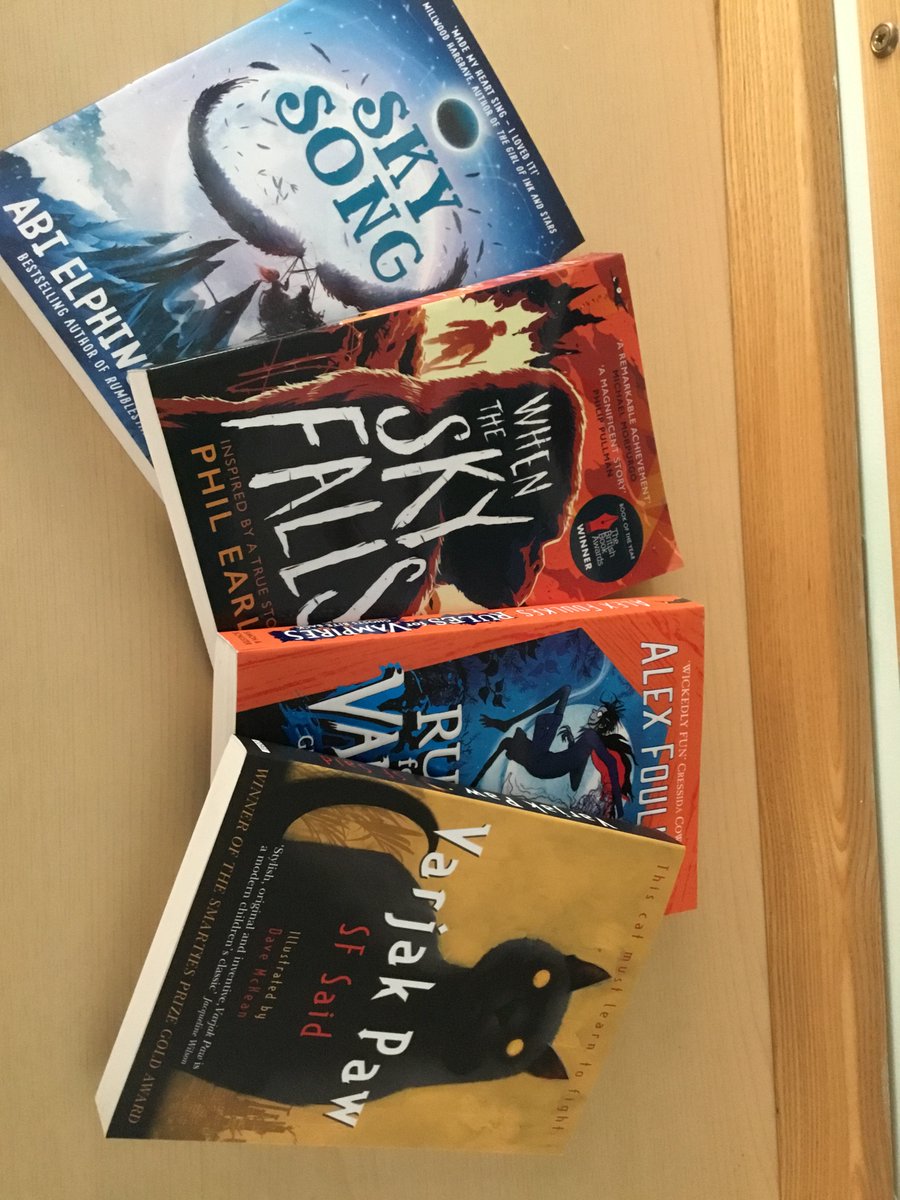 Herringthorpe Junior (@herringthorpe) on Twitter photo Thank you <a href="/Literacy_Trust/">National Literacy Trust</a> for our fabulous new books! 📚 Our school librarians delivered a special surprise to each class this week, refreshing our bookshelves ready for next year. #LibrariesForPrimaries Thank you <a href="/Literacy_Trust/">National Literacy Trust</a> for our fabulous new books! 📚 Our school librarians delivered a special surprise to each class this week, refreshing our bookshelves ready for next year. #LibrariesForPrimaries