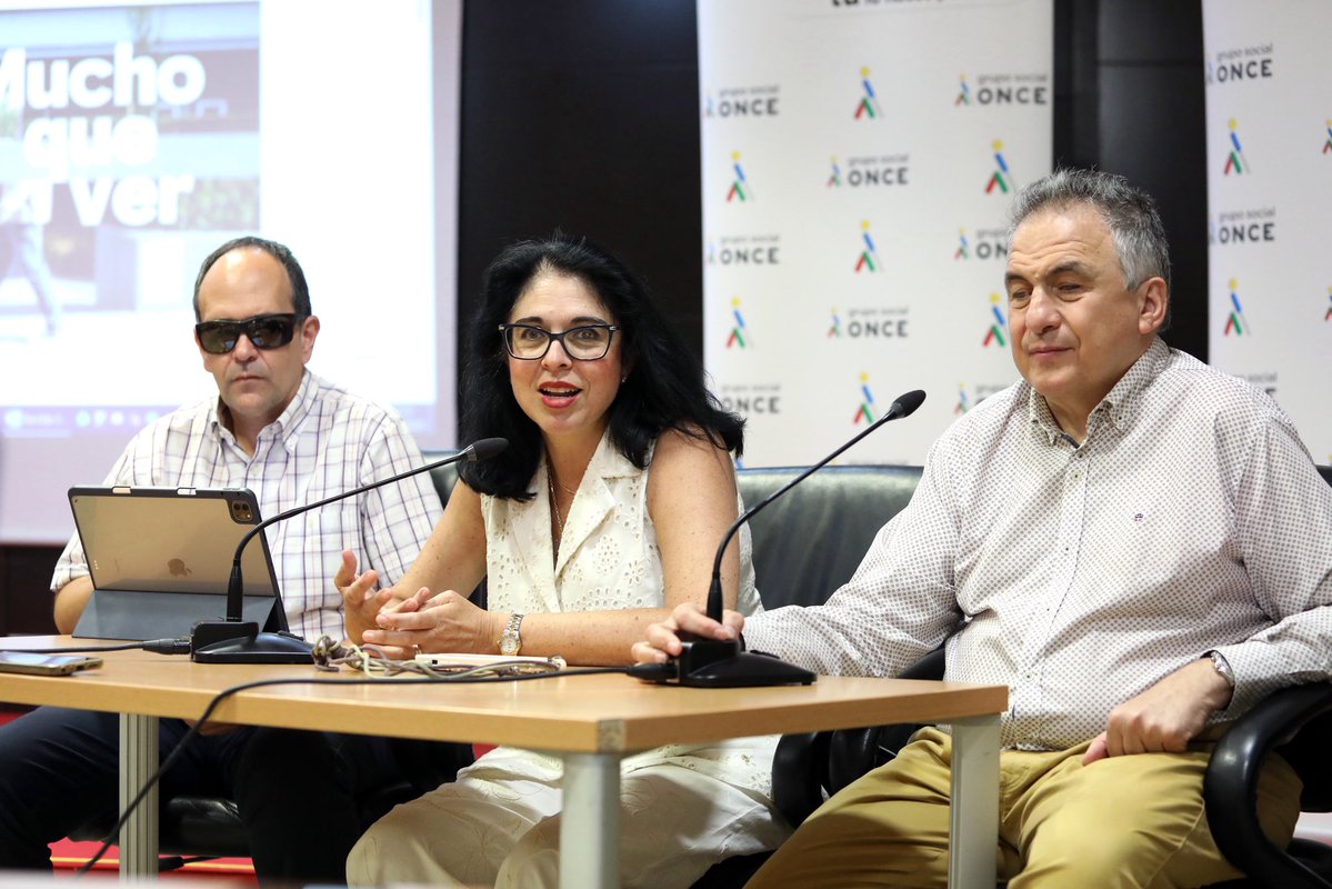 ToledoAyto's tweet image. 👩🦯 El Grupo Social ONCE en Toledo junto al Ayuntamiento de #Toledo colaboran para sensibilizar sobre la discapacidad visual.
La ONCE lleva 85 años en Toledo trabajando en la educación, la autonomía personal y la accesibilidad real de las personas ciegas.