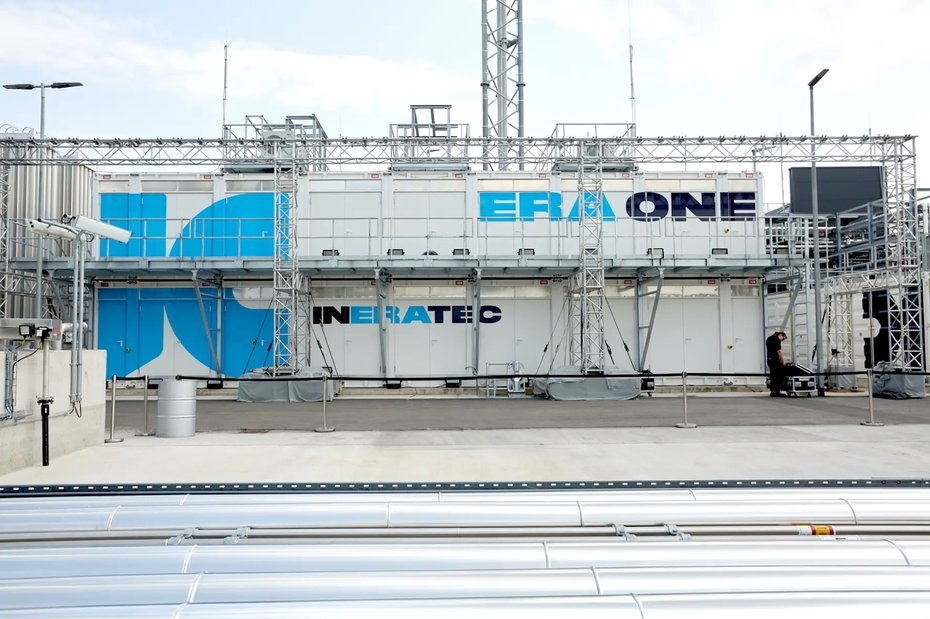 fuelcellsworks's tweet photo. Ineratec to enhance #hydrogen-based e-fuel production with Sasol's new catalyst tech, boosting e-kerosene yield by 15%.

#HydrogenNow #Fuelcells #CleanEnergy #Decarbonise #ZeroEmisson #HydrogenEconomy

https://t.co/D7L7ZhqQKg https://t.co/rFlpBlGrIo