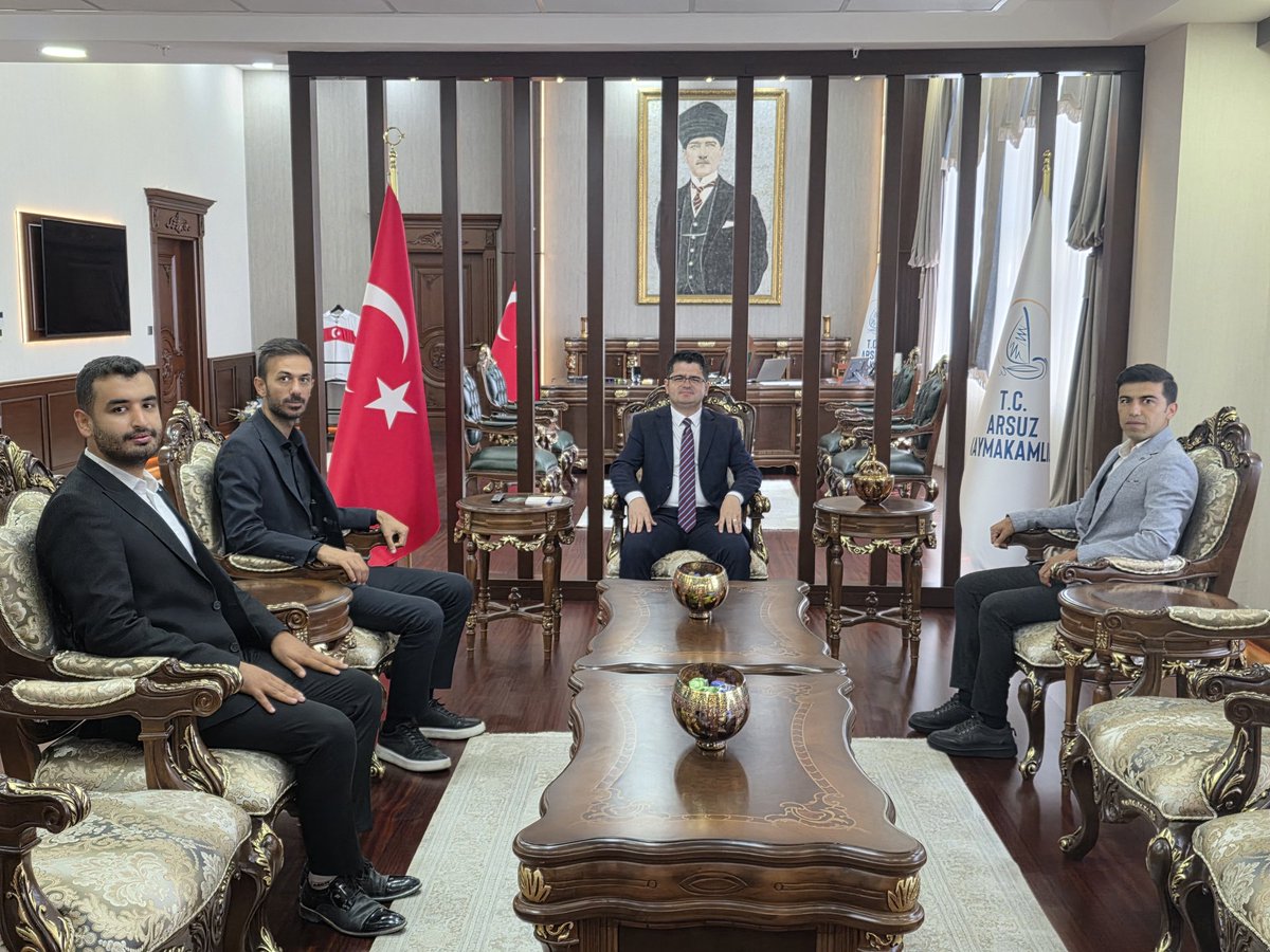 m_e_saganak's tweet photo. 📍 Arsuz

Arsuz Kaymakamı Sn. Fatih EROĞLU' nu ziyaret ederek yaz okulumuz ve ilçemizde devam eden faaliyetlerimiz üzerine istişarelerde bulunduk. 

Arsuz gençliğimiz, Hatay gençliğimiz için gece gündüz demeden calışmaya devam edeceğiz. ☝🤲 https://t.co/X8iupGn05L