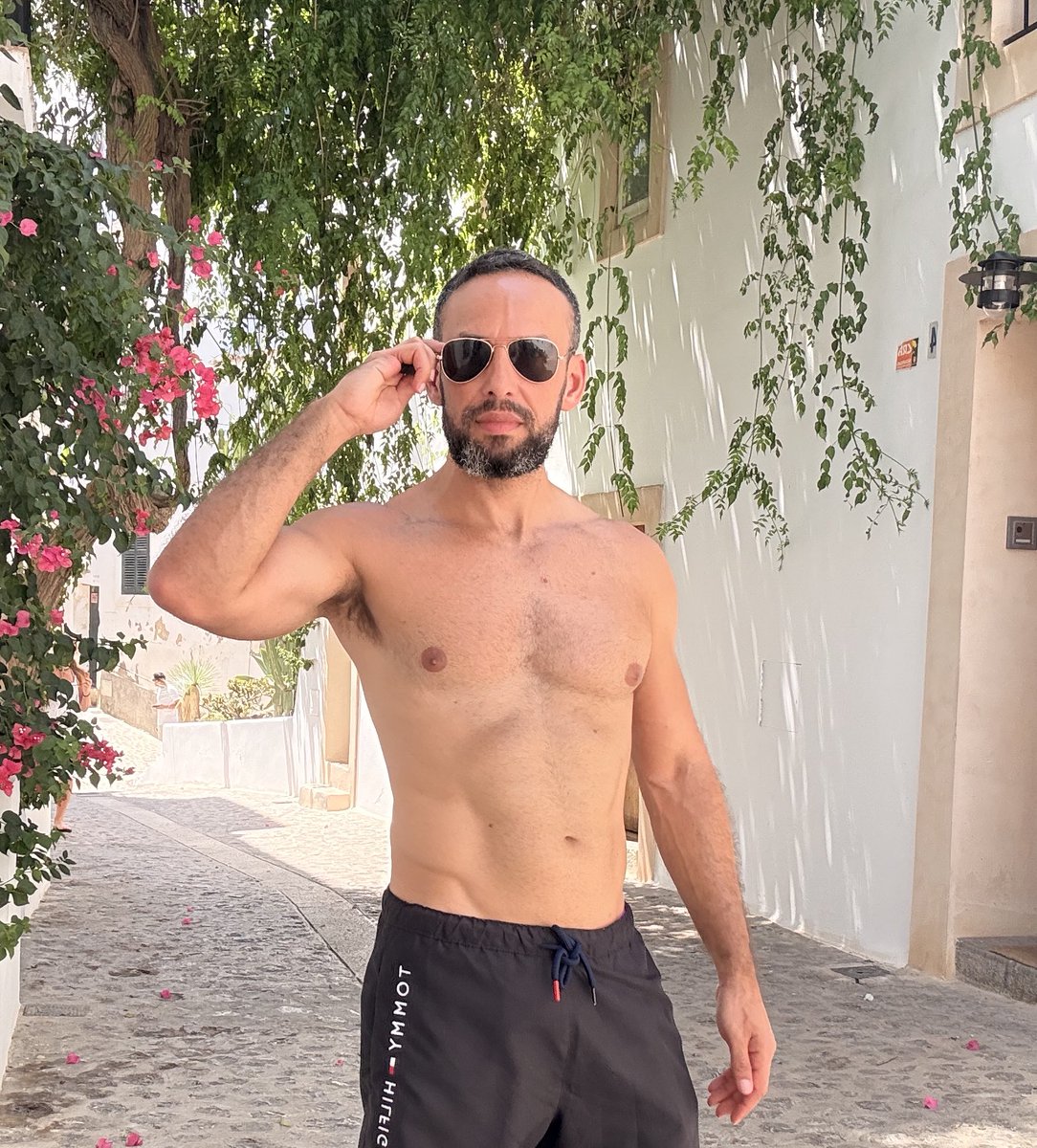 HelioFilho007's tweet photo. Pelo mundo #Espana #ibiza https://t.co/tnvxIpfNCW