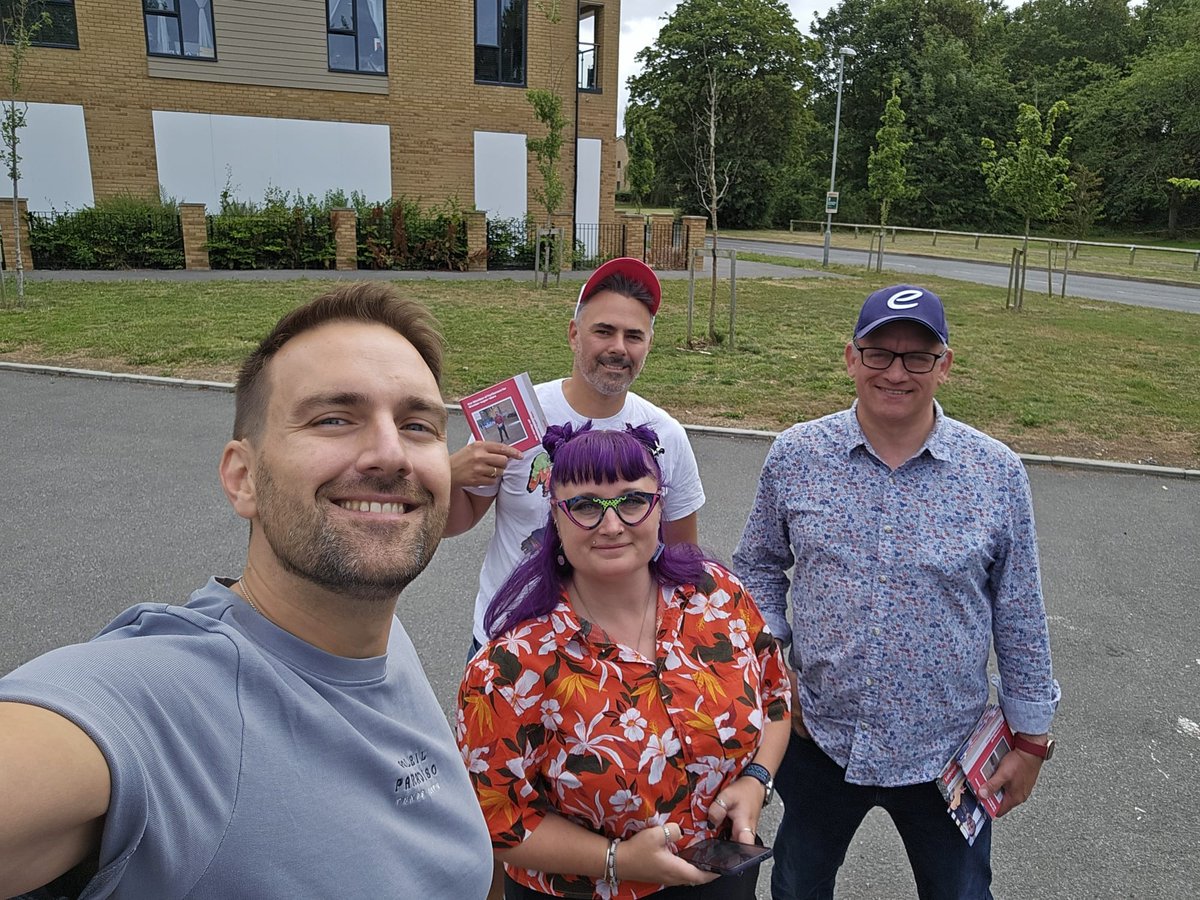 DanAldridgeWSM's tweet image. One of my favourite parts of the job is getting out and really listening.

This week I was out door-knocking in Locking Parklands, hearing directly from residents about what they love about Weston and what needs fixing.
