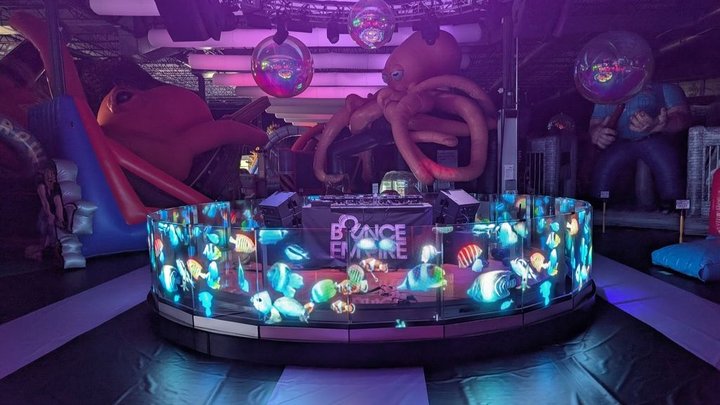 Bounce Empire elevates entertainment with JCM Global Digital Signage ow.ly/hqK5106gFne