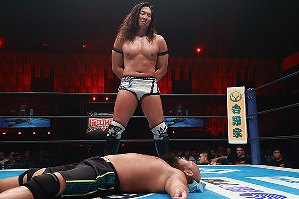 njpwglobal's tweet image. On an electric night, Konosuke Takeshita had to survive Great-O-Khan, Shota Umino thrived against Zack Sabre Jr, and the top point scorer in the G1 is.. YOSHI-HASHI?!
#G1CLIMAX35 B Block update:
njpw1972.com/588390
Watch the replay!
watch.njpwworld.com/details/59031?…
#njpw