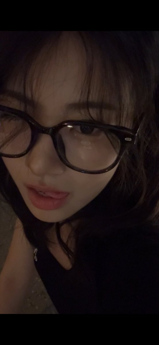 ablume_twt's tweet image. ☀️… 🐹!
🌙… 🖤?

#ablume #ARAN #어블룸 #아란