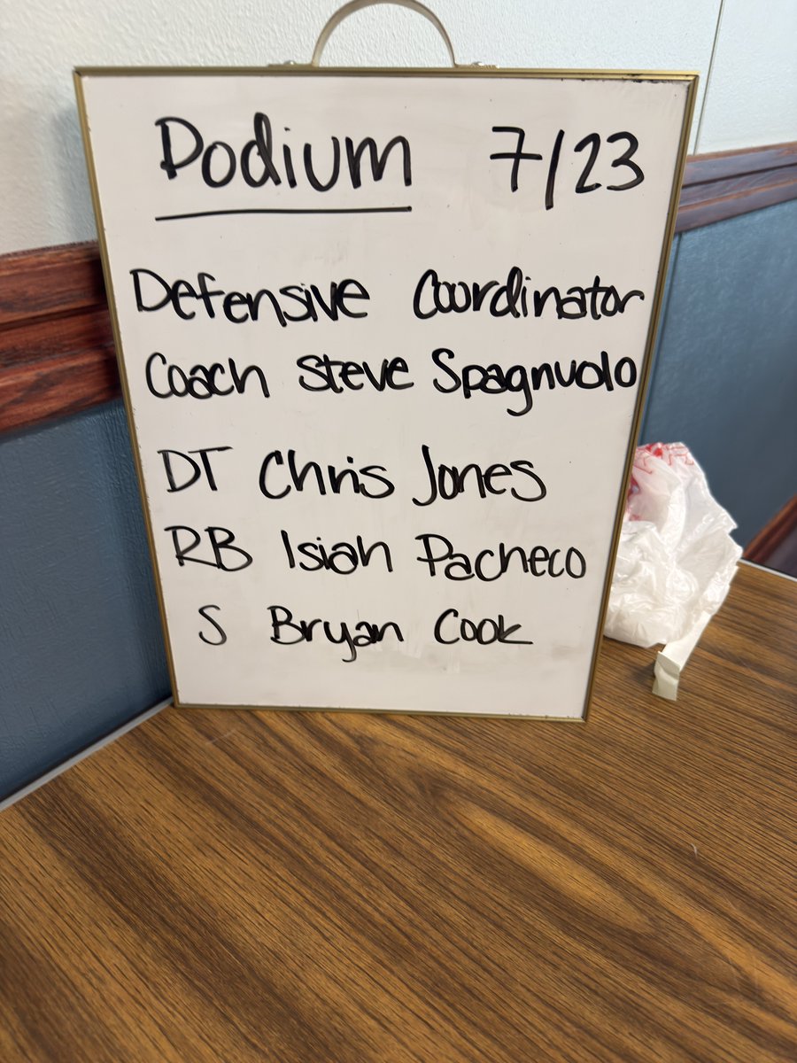 KWCHBrandon's tweet image. We’re getting ready for Day 2 of Chiefs camp from St. Joseph. Today is open to the general public, and it should be a great atmosphere for practice.
On the mic today will be Spags, the CEO, Pop and Cook. 🎙️