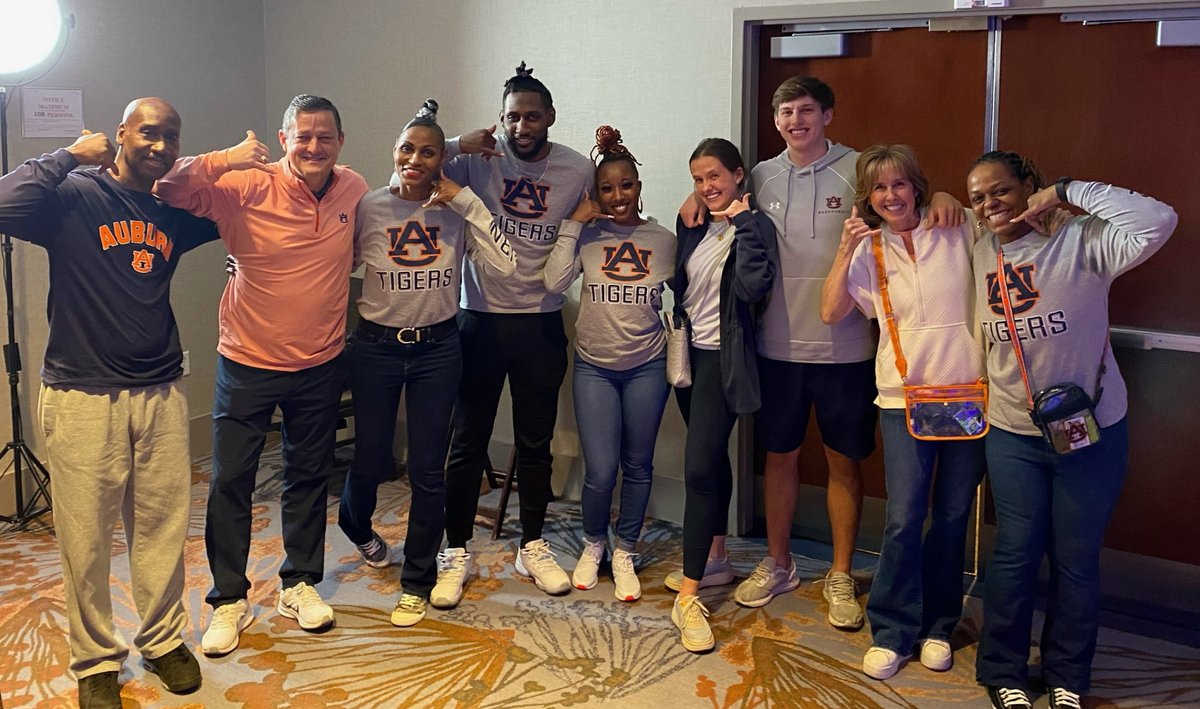 Dee Dee Jones tweet media