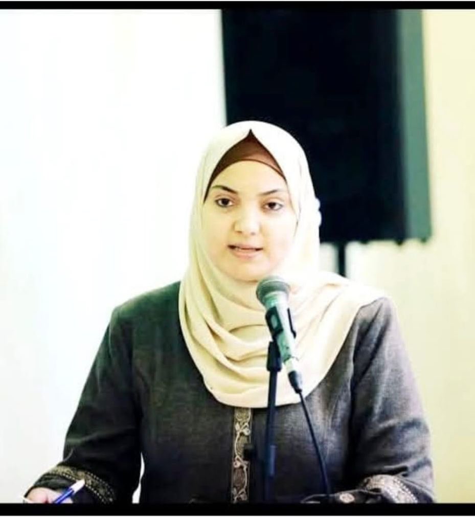 L’exèrcit israelià ha assassinat aquest matí la periodista palestina Walaa Jaabary, amb el seu marit i els 4 fills de tots dos. Estava embarassada. Israel ja ha assassinat 231 comunicadors a #Gaza en 21 mesos. No hi ha cap prededent.
<a href="/IFJGlobal/">IFJ</a> <a href="/FeSPeriodistas/">FeSP</a> <a href="/periodistescat/">Sindicat Periodistes</a>