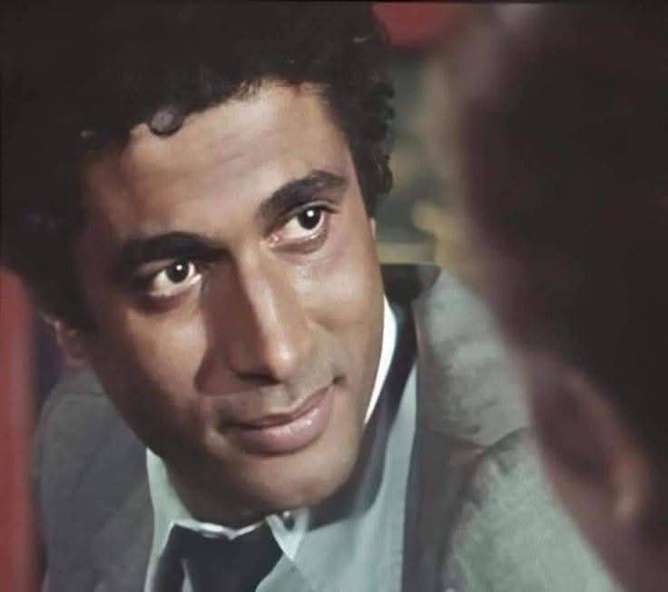 BadrAly07's tweet image. " التمثيل في الحياة هو الكـ ـذب والتمثيل في الشاشة هو الصدق "
أحمد زكي ♥️