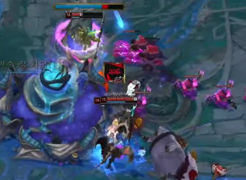 lehends_loml's tweet image. Ruler and Kanavi with their JDG emotes after getting a pentakill today 😭😭😭