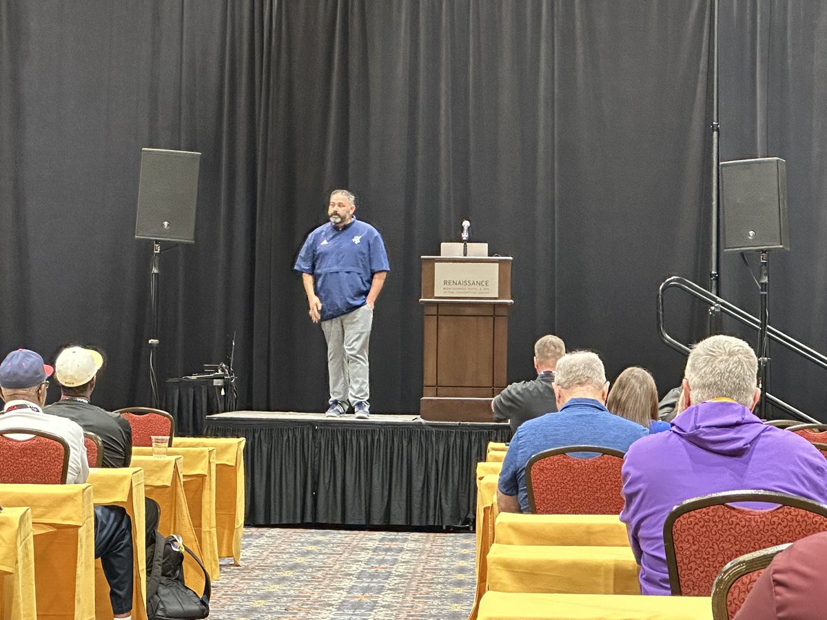 AHSAAUpdates's tweet image. Coach Jimmy Kiolatis from Northeast Alabama leads the first session of this morning’s Softball Coaching School discussing Catching/Hitting
