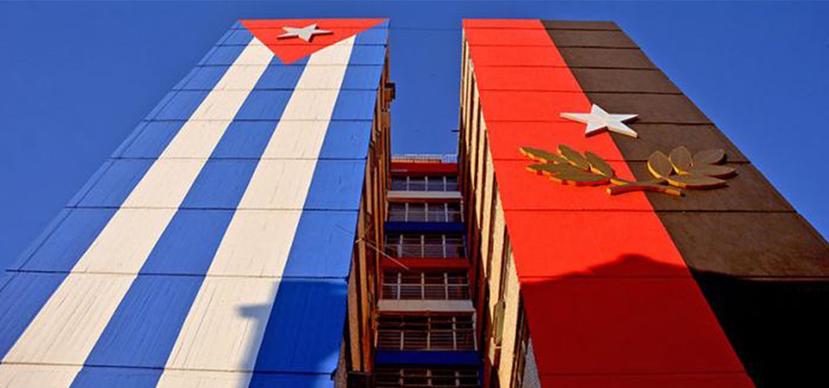 CIGBCuba's tweet image. ¡Muchas felicidades a Ciego de Ávila por la sede del #26deJulio!
El esfuerzo, constancia y talento de su gente han sido motivos para esta celebración por nuestro pueblo de #Cuba 🇨🇺.
¡Abrazamos a los hermanos avileños!