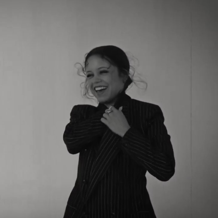 cairobow's tweet image. her smile is everything