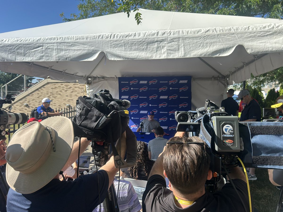 Jones11_'s tweet image. We’re baaaaaack #BillsMafia