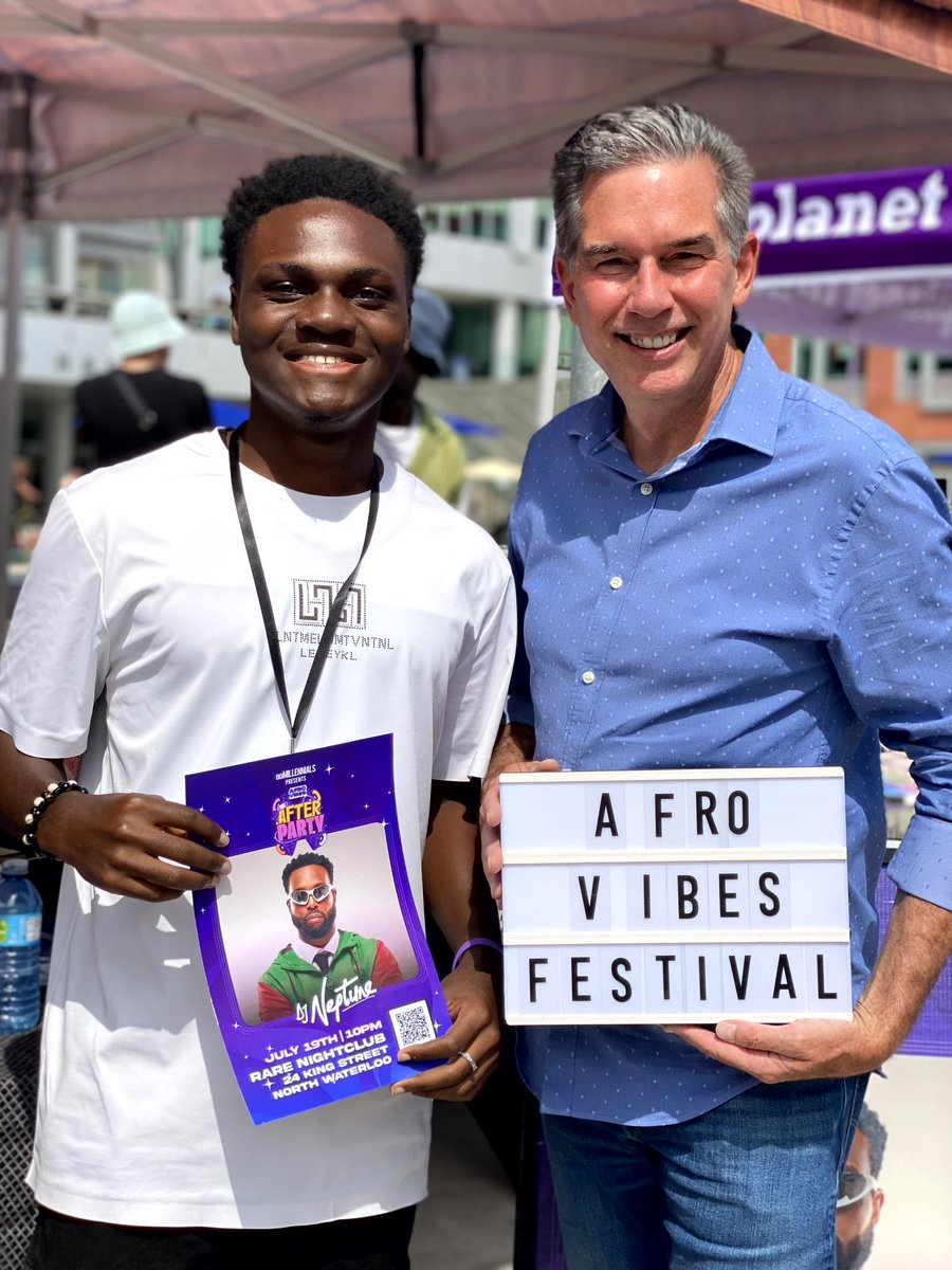 TimLouisKitCon's tweet image. The energy was electric at AfroVibes Festival in Kitchener ⚡
From the vibrant music to the delicious food and stunning art, it was a powerful celebration of African culture - right here in Waterloo Region.
Thanks to the organizers, performers, vendors, and everyone who made…