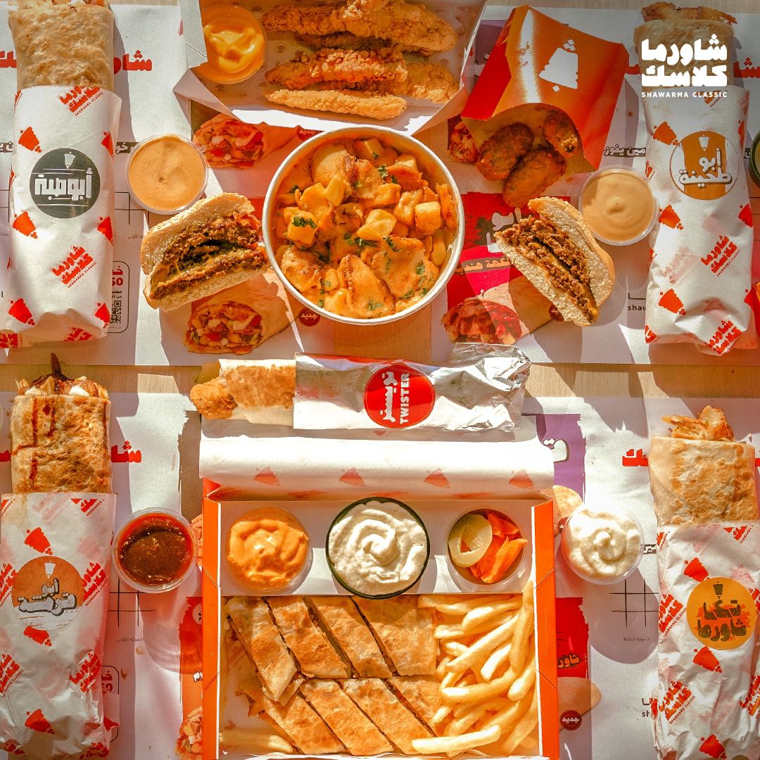 shawarmaclassic's tweet image. الخيارات كثيرة بس العنوان واحد: شاورما كلاسك 🔥

اطلب كل الي تحبه من تطبيقنا و نجيك بـ1ريال بس 🧡