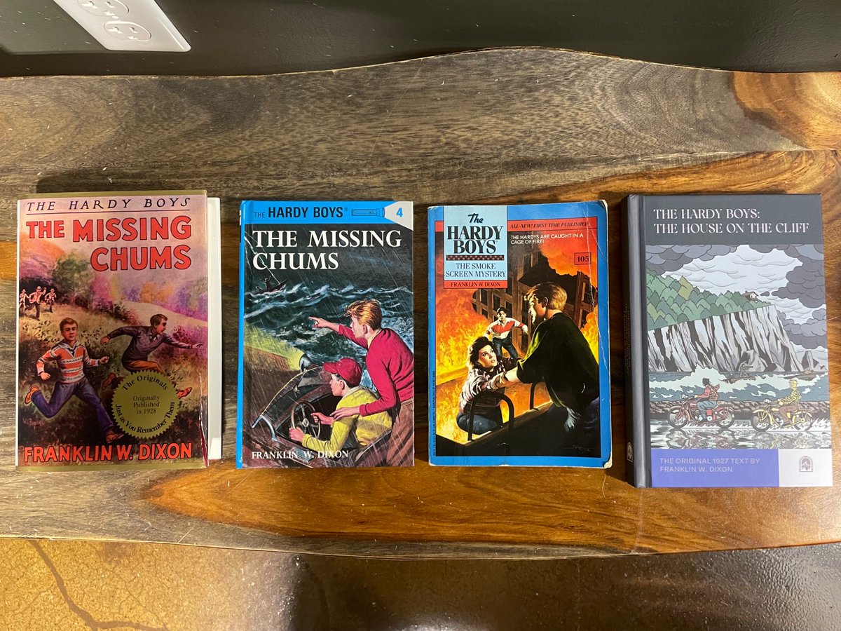 andyflattery's tweet image. 4 eras of The Hardy Boys cover art.
The latest from @AlexWisnerArt @PassagePress
