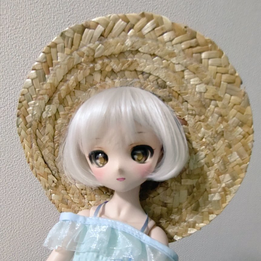 macaronkaron's tweet image. アイドール東京【I・Doll VOL.74】
7月27日(日)東京ビッグサイト　西１ホール
まかろんかろん　R29.30

頒布物その1
👒麦わら帽子
今年はシンプルリボンに取り外しできるコサージュ付にしました

大きさイメージ
リボン種類
共通コサージュ
#アイドール東京74