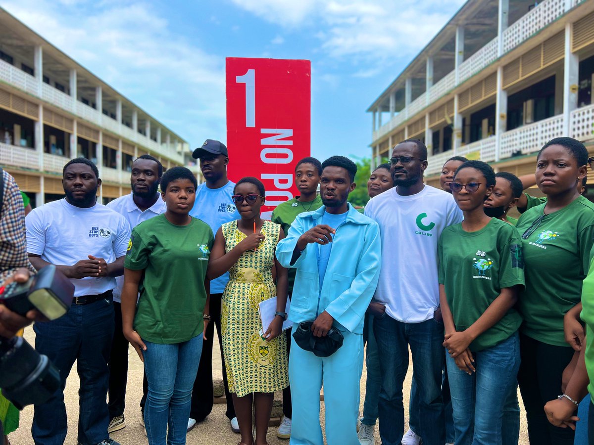 buzstopboys's tweet image. We made it into “Wesley Girls' High School” with @takacycle__  As Environmental promoters that school got one of the best environment, with top notch Sanitation Protocols 🥰👇🏾