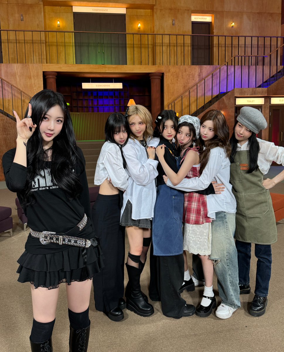 [#BADVILLA_OFF] 📸

호텔 빌리온💎

#BADVILLAIN #배드빌런
#VILLAIN_ON #호텔빌리온