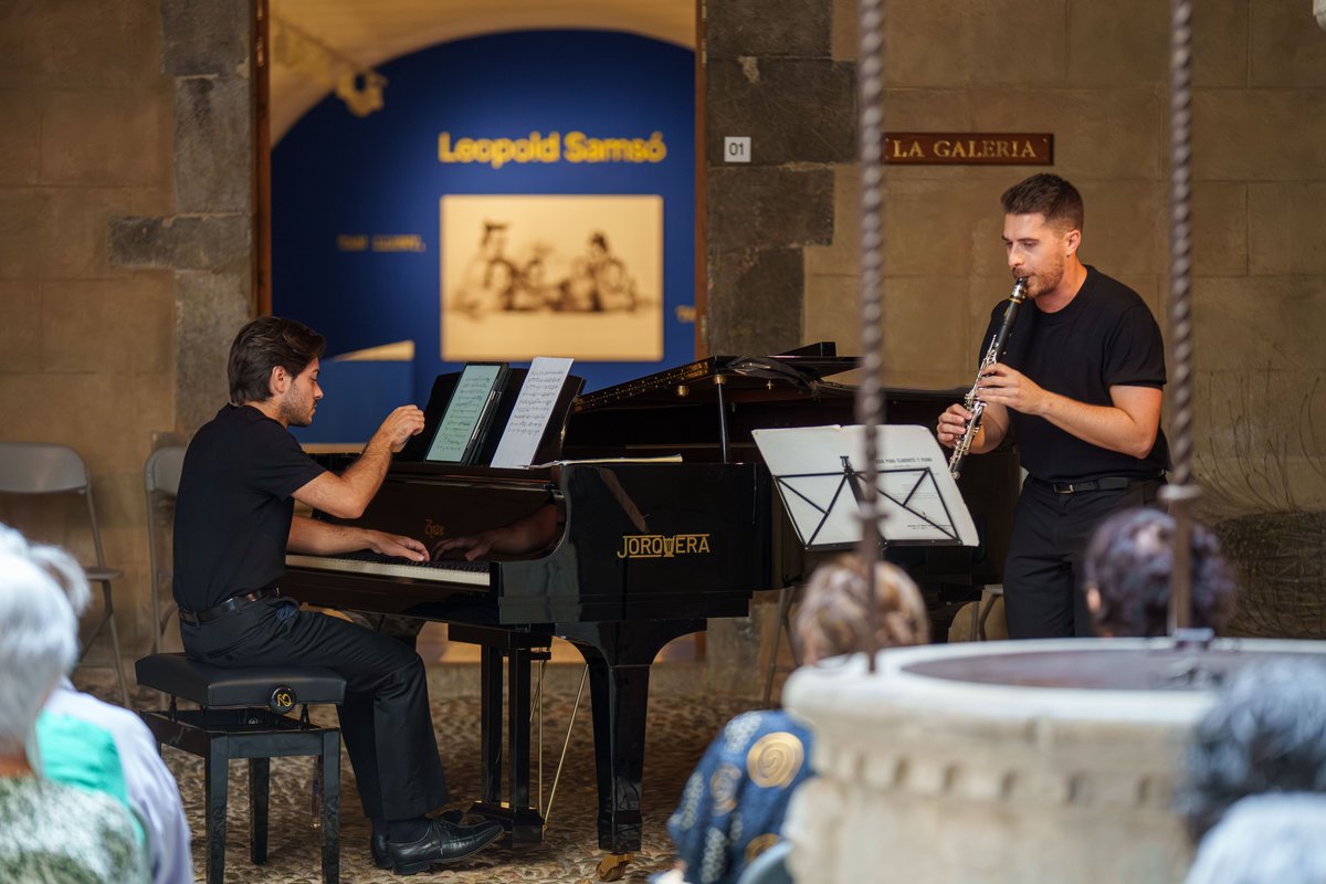 FRINGE Torroella tweet media