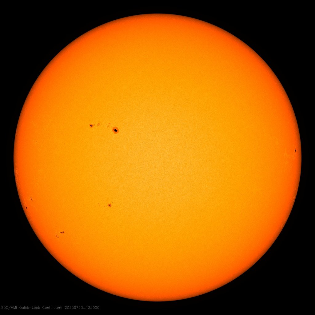 JAtanackov's tweet image. The sunspot number has dropped somewhat over the past few days, but it should rebound soon: most active regions are in the eastern half of the solar disk. There is a number of active regions on the far side that will rotate into view over the next 7 days or so. No major flares,…