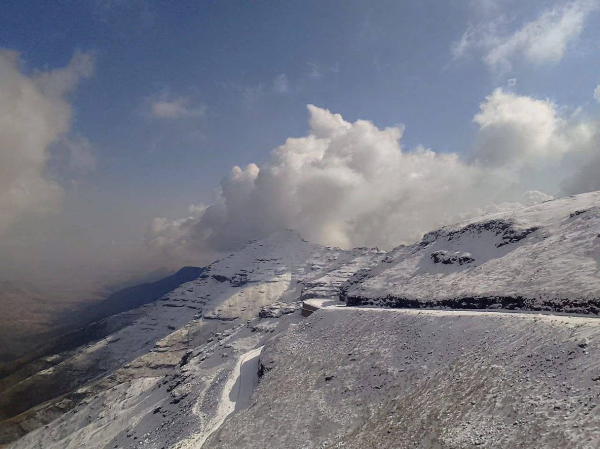 Motlatsi_RC's tweet image. Current transformation of Bokong and Mafika-Lisiu Pass at Ha Lejone in Leribe😍👻
visitlesotho.org.ls
#LesothoSnowSeason #VisitLesotho