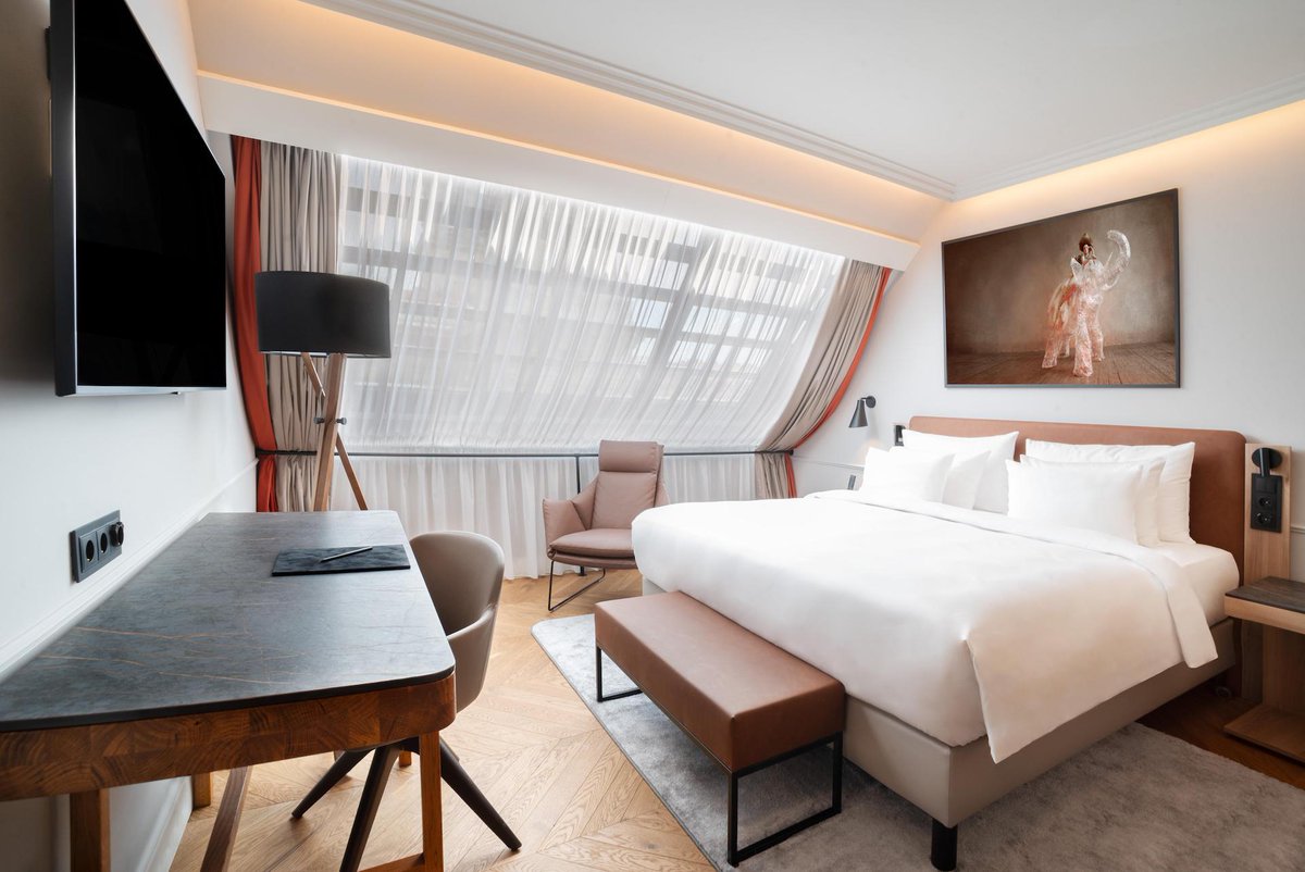 cppluxury's tweet image. Radisson Collection debuts in Hungary with Radisson Collection Hotel, Basilica Budapest

cpp-luxury.com/radisson-colle… (full article)

#RadissonCollection #RadissonCollectionHotelBasilicaBudapest #Budapest #Hungary #luxuryhotels #luxuryhospitality #luxury #hotels @Radisson