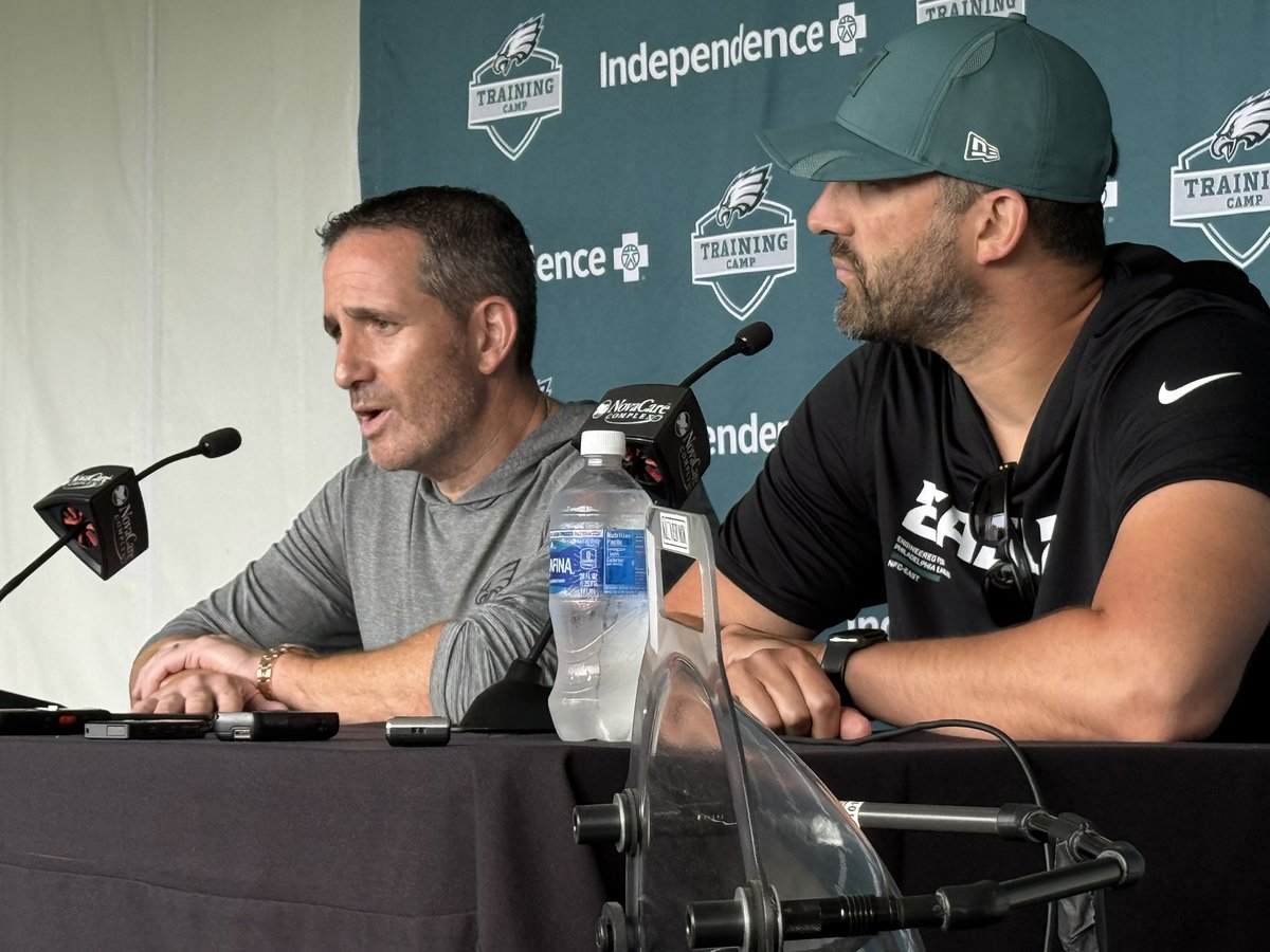 kracze's tweet image. Howie Roseman kicks off camp by announcing Nakobe Dean will start on PUP. No surprise