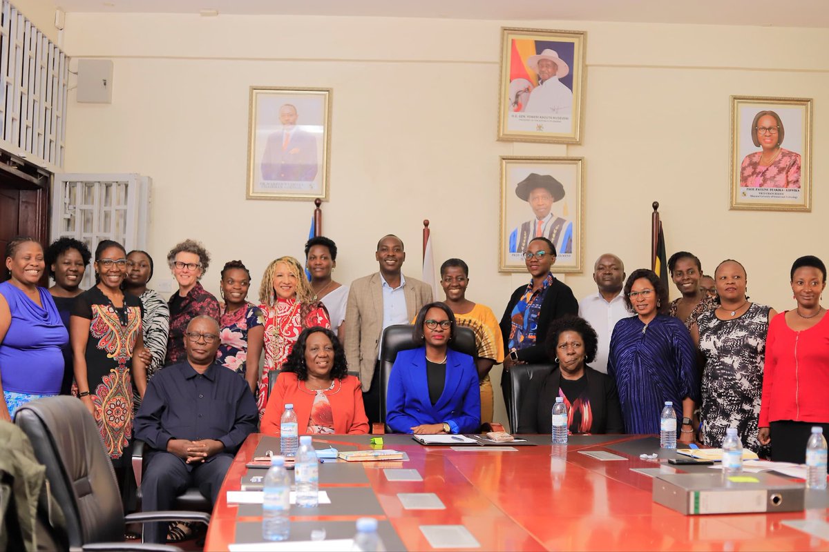 PbyakikaPauline's tweet image. Hosted a team from Higher Education Resource Services-East Africa and we had excellent discussions regarding leadership and mentorship with a focus on women.