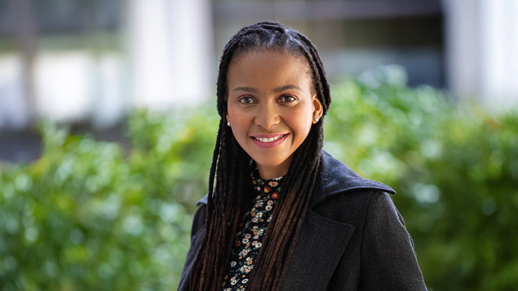 BuzinessX's tweet image. SANLAM SEES MILLIONS OF JOBS AHEAD
Sanlam is calling for bold investment in Africa’s blue economy to tackle youth unemployment and unlock growth.
Teboho Makhabane (pictured) head of ESG at Sanlam Investments, says South Africa’s 30,500 km coastline is a massive, untapped…