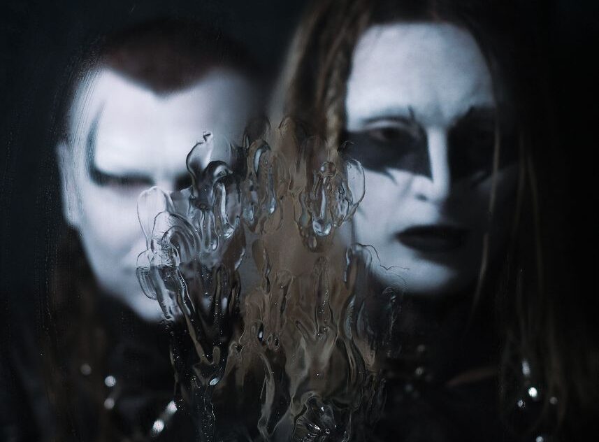 Distorted_Mag's tweet image. .@wearezetra will release their new EP 'Believe' in August! Read the details and listen to a new song here on Distorted Sound! distortedsoundmag.com/zetra-announce…