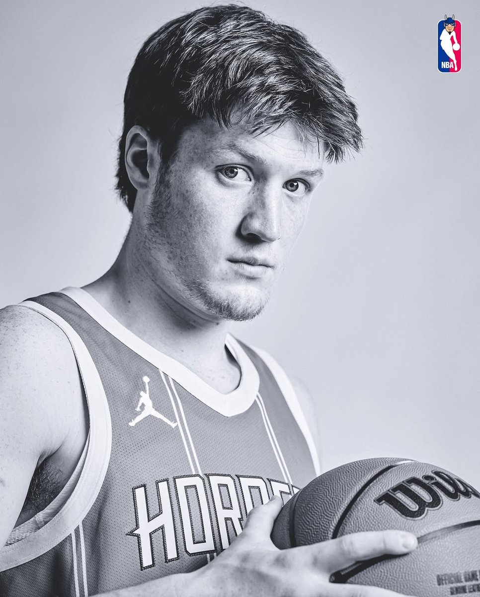 DukeEchoes's tweet image. He’s not a gamble. He’s a guarantee.😈

📸 @DukeMBB