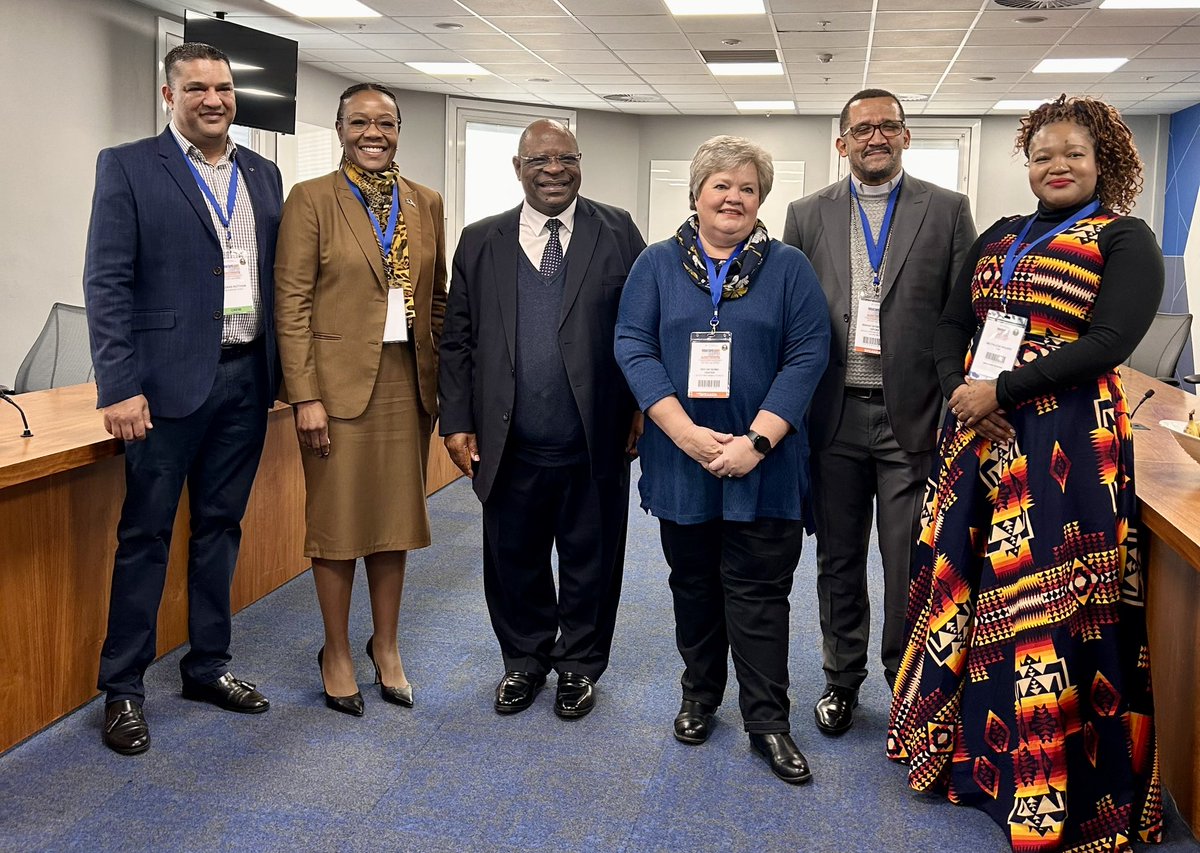 AuditorGen_SA's tweet image. AG Tsakani Maluleke with SACC President Bishop Sipuka, SACC 2nd Vice President Rev. Nioma Venter, Former Chief Justice Dr. Raymond Zondo, Ms. Palesa Nhlapo and Mr. Keeran Rutthan from FNB at the South African Council of Churches’ anti-corruption conference #AnchoringDemocracy