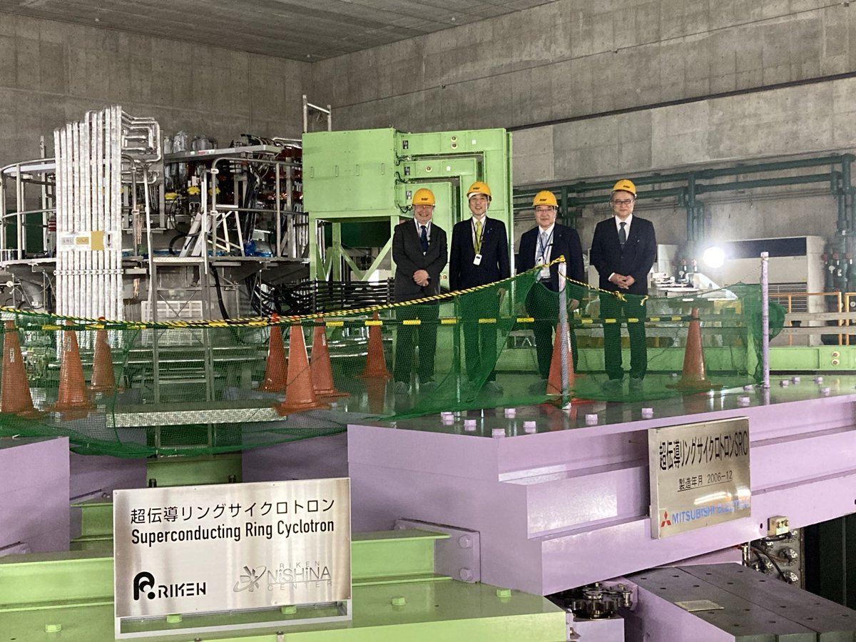 minoru_kiuchi's tweet image. 【理化学研究所を視察】
理化学研究所(理研)を訪問し、最先端の研究現場を視察。
最前線で活躍する国内外の研究者のみなさまと意見交換を行い、日本の研究環境から日々の生活に至るまで幅広いお話を伺いました。
科学技術・イノベーションは国力の源泉。
先月、政府では、「J-RISE…