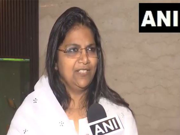 ani_digital's tweet image. "Basic foundation of our democracy is being attacked," Congress MP Jebi Mather on SIR
Read @ANI Story | aninews.in/news/national/…
#JebiMather #SIR #ECI #electioncomission