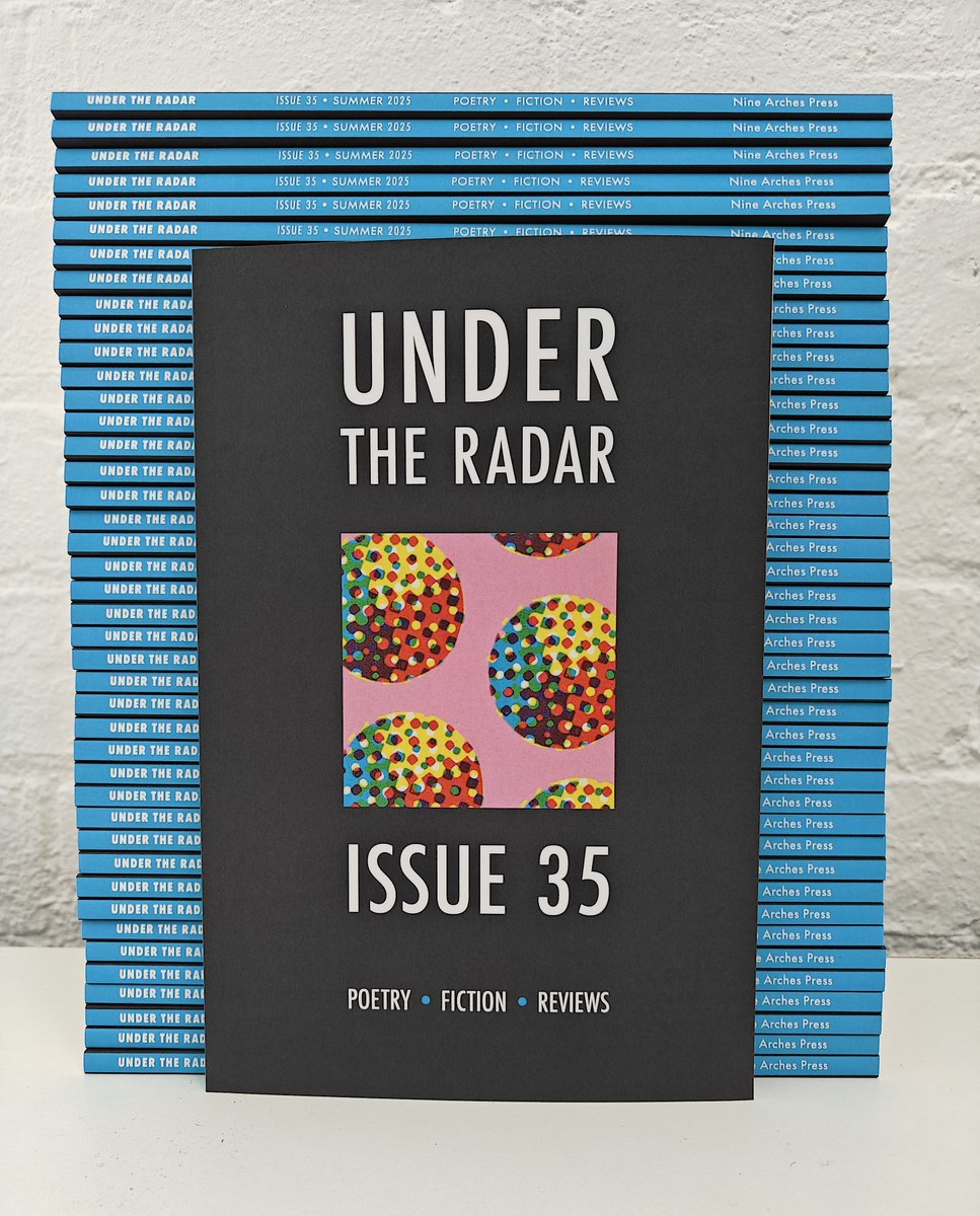 NineArchesPress's tweet image. Have you seen the new Under the Radar Issue?
Brimming with a wealth of new writing to be discovered, with #poetry, short fiction and reviews.
Print or digital copies available now:
ninearchespress.com/shop#!/Under-t…
Or take out a 4-copy subscription?
Thanks to all our contributors🖊️