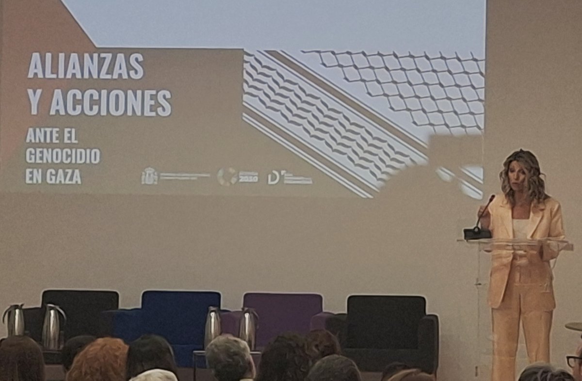 Maria del Pozo Sierra (@mpozosierra) on Twitter photo <a href="/Yolanda_Diaz_/">Yolanda Díaz</a> ante el #Genocidio de #Gaza: "la gran verguenza de la humanidad. #Israel es el Horror, la impunidad, la crueldad. Nos duele #Gaza". Hay que acabar con la economía del genocidio, del exterminio. Las empresas españolas no pueden hacer negocios que violan los DDHH" <a href="/Yolanda_Diaz_/">Yolanda Díaz</a> ante el #Genocidio de #Gaza: "la gran verguenza de la humanidad. #Israel es el Horror, la impunidad, la crueldad. Nos duele #Gaza". Hay que acabar con la economía del genocidio, del exterminio. Las empresas españolas no pueden hacer negocios que violan los DDHH"
