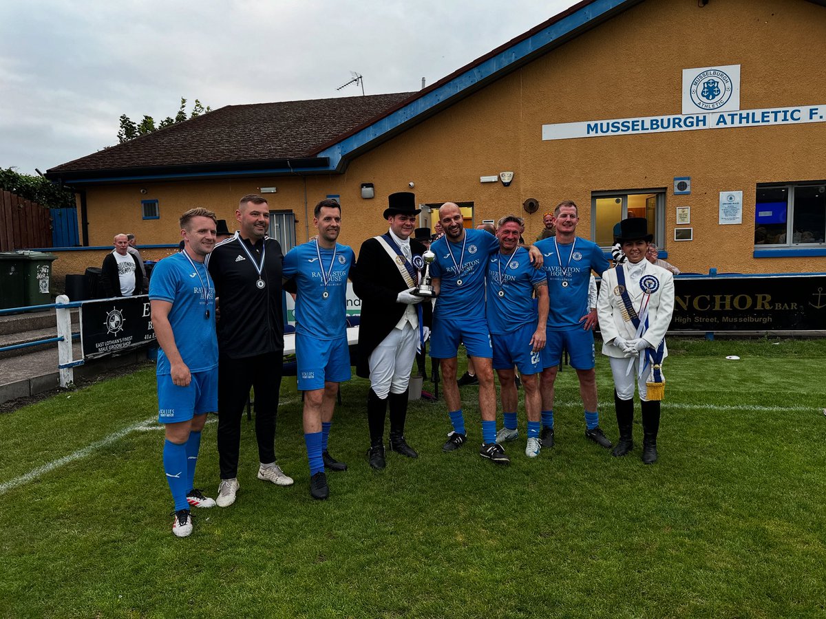 MusselburghAth's tweet image. Congratulations to The “Musselburgh Athletic Legends” on lifting the John White Memorial Trophy last night at Olivebank beating our Under 20’s in the final. 

It was a pleasure to once again host the Musselburgh Festival 5-a-side competition, great to see the community out…