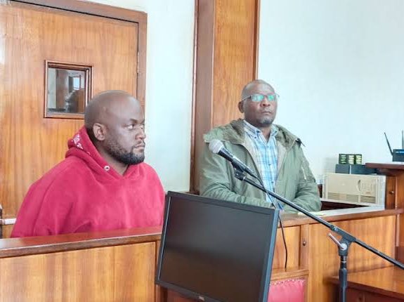 Vok895's tweet image. Nuwa Mutwe, the embattled bodyguard of opposition leader Robert Kyagulanyi, has been granted bail by Buganda Road Chief Magistrate Ronald Kayizzi after spending 61 days on remand at Luzira prison. #VOKNews