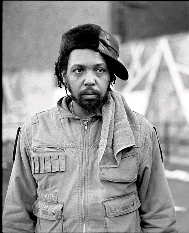 Iya_Livity's tweet image. Today, we celebrate the life of one of the most iconic figures in Jamaican and British music history—the legendary producer Philip “Fatis” Burrell. Known for his groundbreaking work with his influential labels,Vena and Xterminator, Fatis made an indelible mark on the music world.