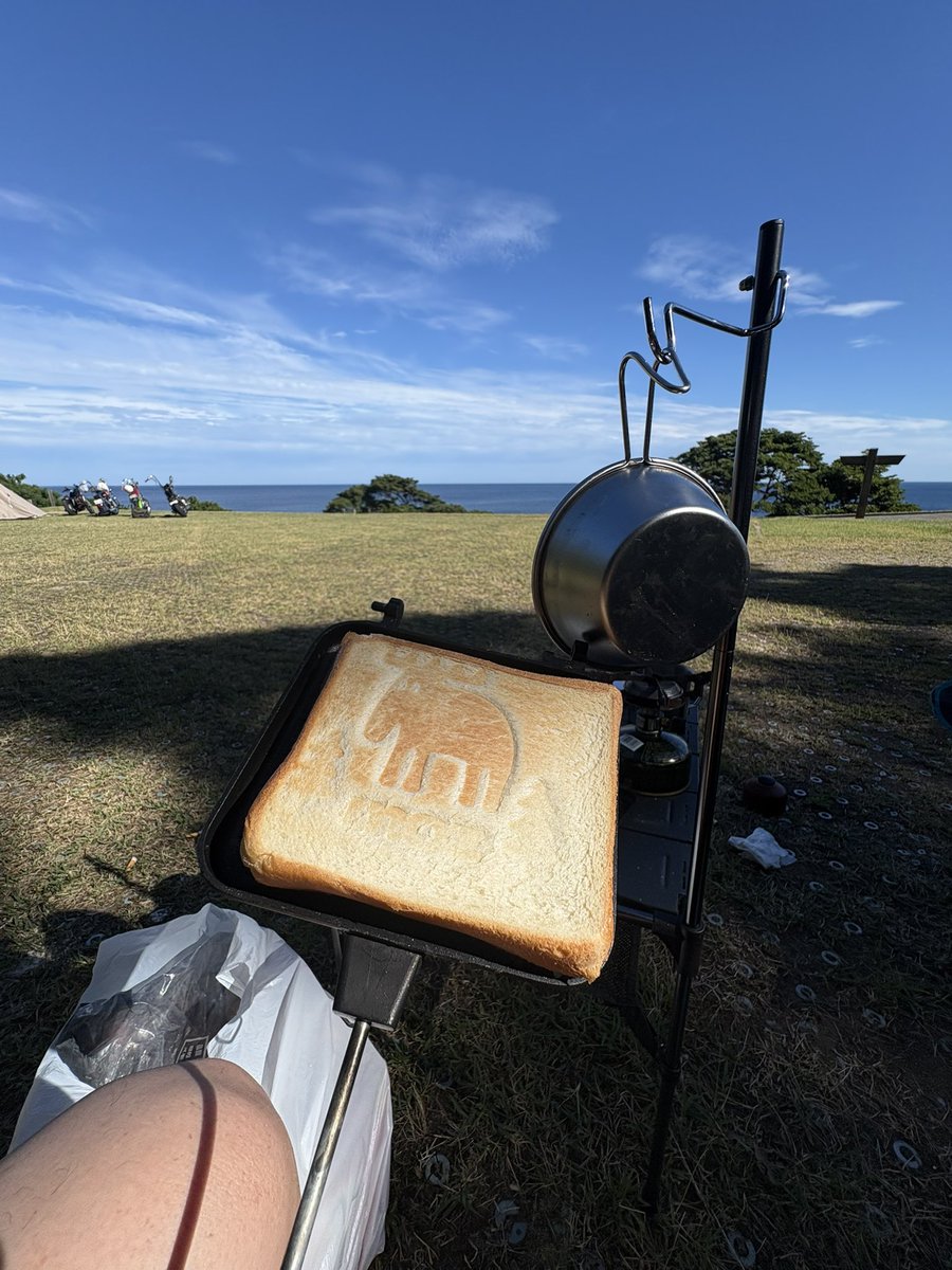 AAyt0526's tweet photo. 夏スタート🌞🌴🌺 https://t.co/MpaXqCQb2j