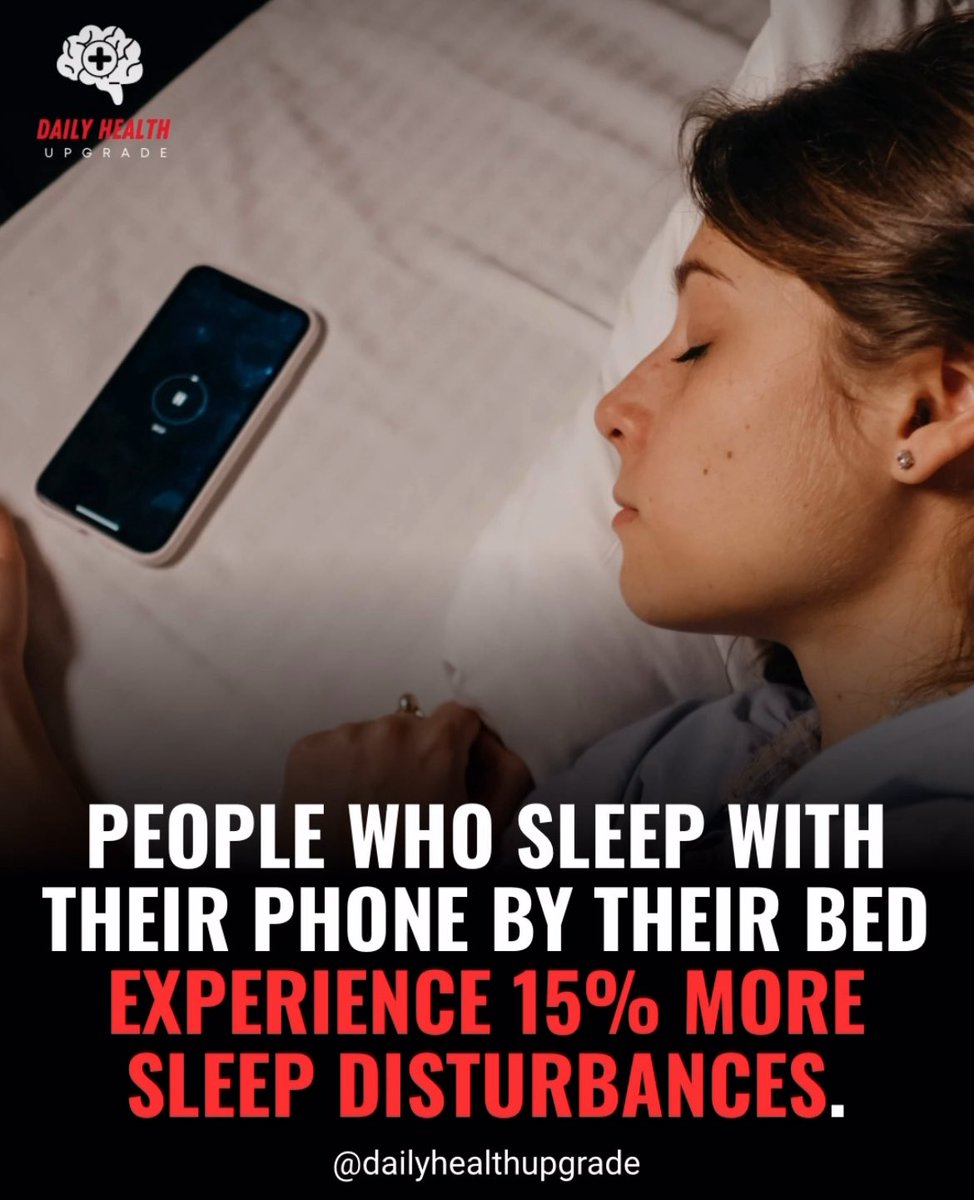 DHealthUpgrade's tweet image. 📱 Sleeping with your phone next to your bed?

Studies show it can lead to 15% more sleep disturbances — even if you don’t touch it.

Your brain stays on alert just knowing it’s there. Plus, EMFs and blue light mess with melatonin and deep sleep.